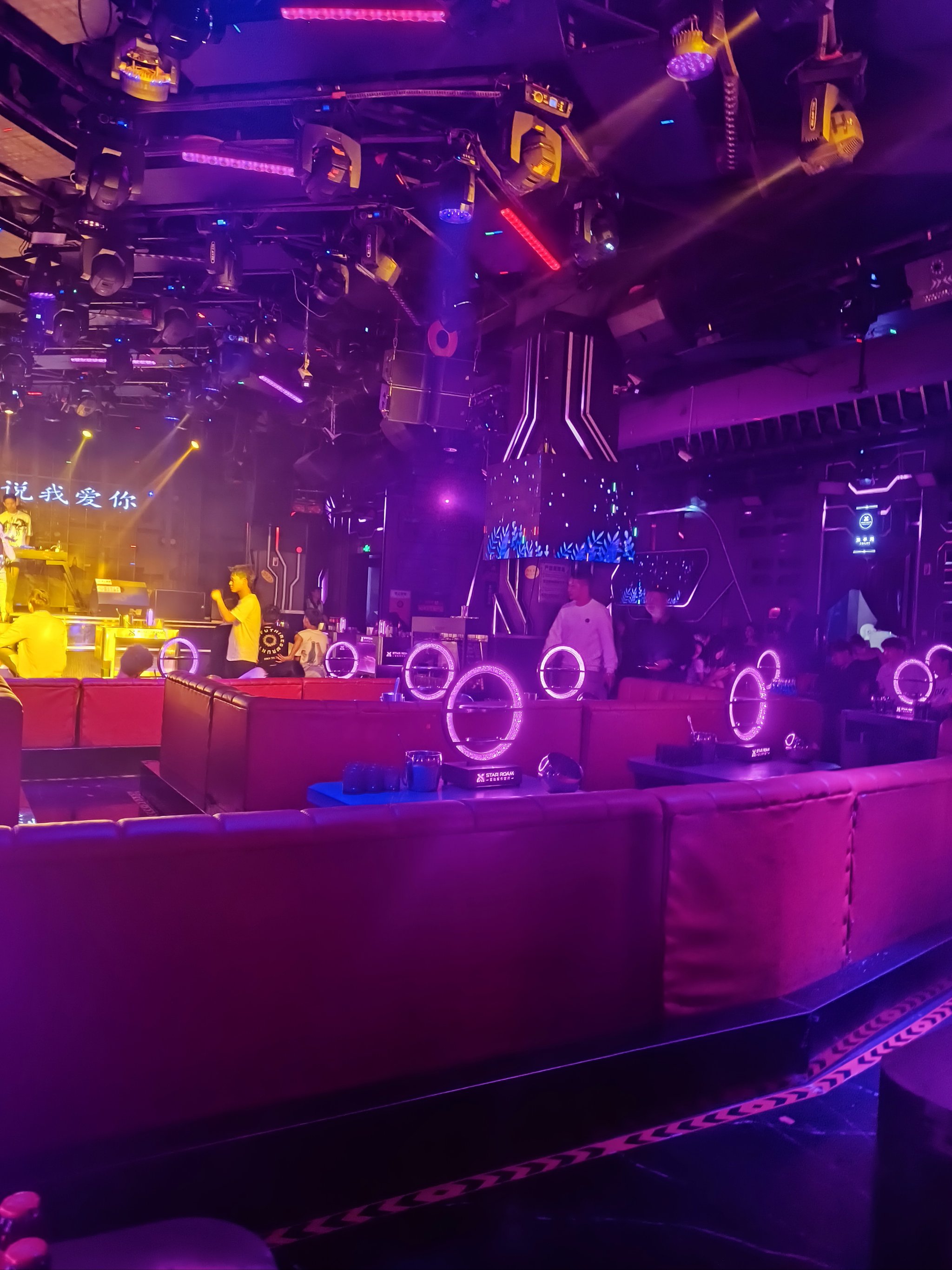 宜春商务ktv,享单人ktv演绎商务轻松-万载县ktv预订