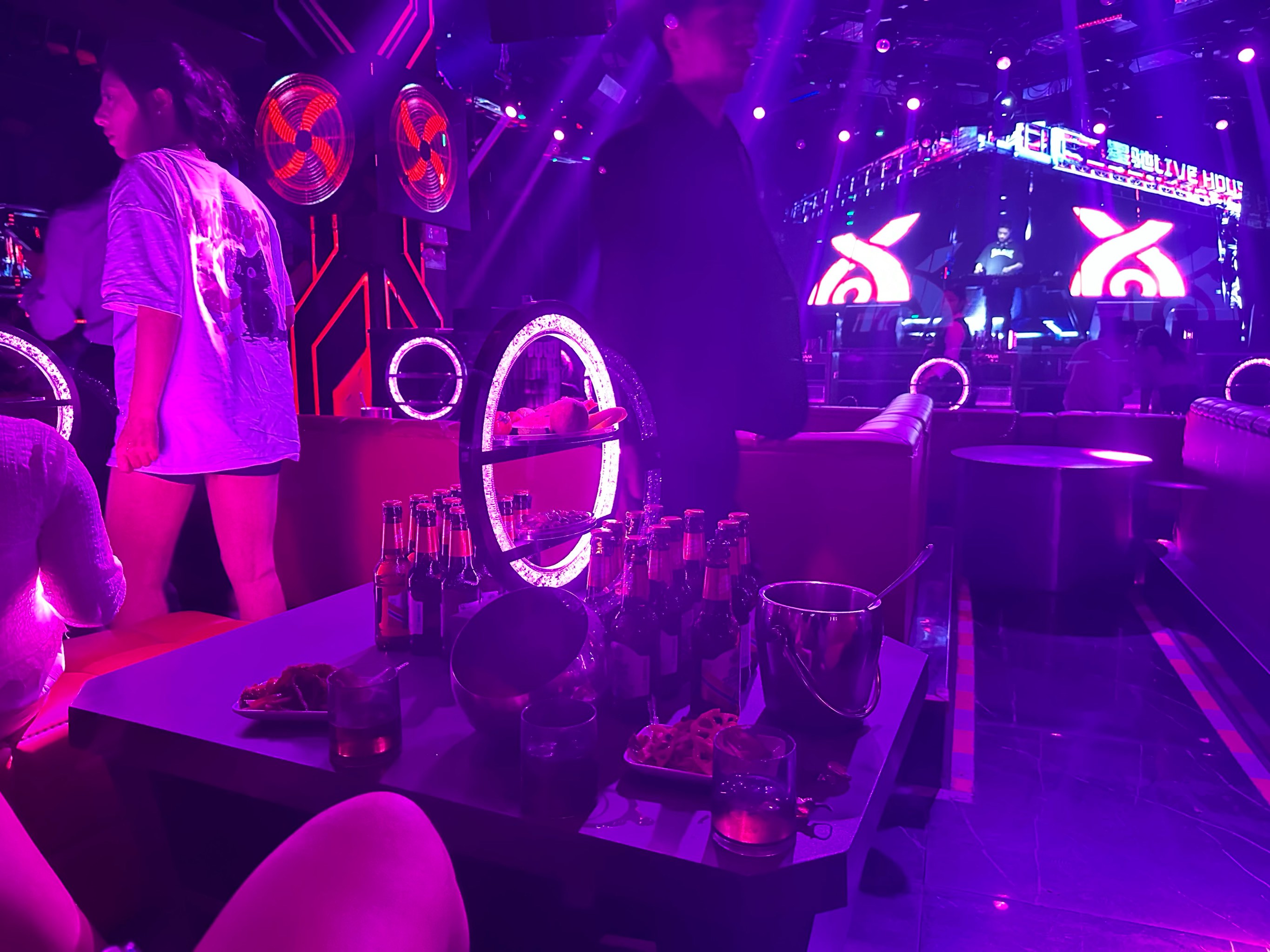 宜春商务ktv专业商务ktv预订服务-万载县ktv预订